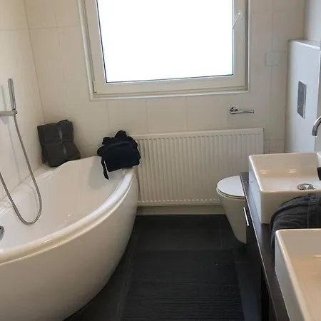 Apartament Neu, Modern 