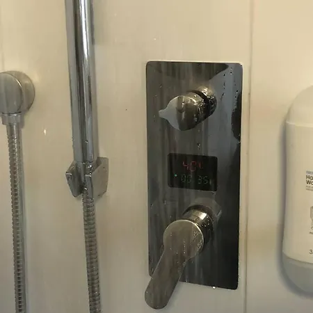 Apartament Neu, Modern 